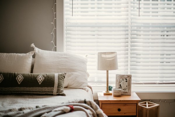 Comment choisir des textiles pour une ambiance chaleureuse ?